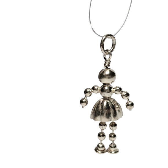 Vintage Articulating Girl Pendant in Sterling Silver - Picture 2 of 10